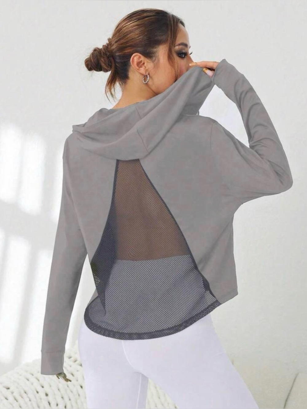 New Gray Hooded lightweight jacket Mesh Back M